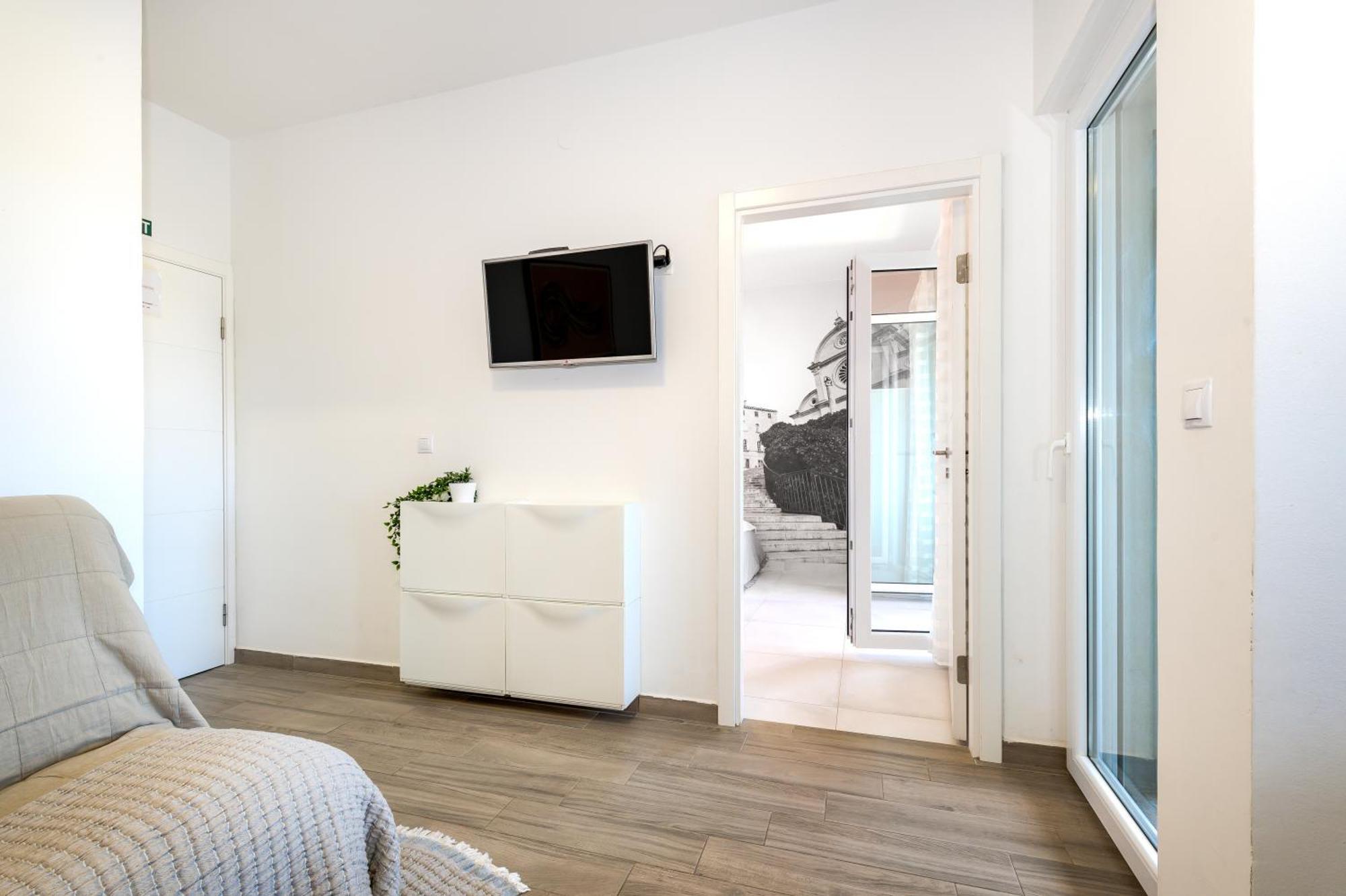 Ojra New Apartment With Seaview Sibenik Luaran gambar