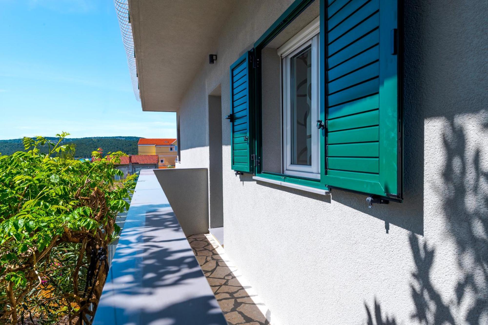 Ojra New Apartment With Seaview Sibenik Luaran gambar