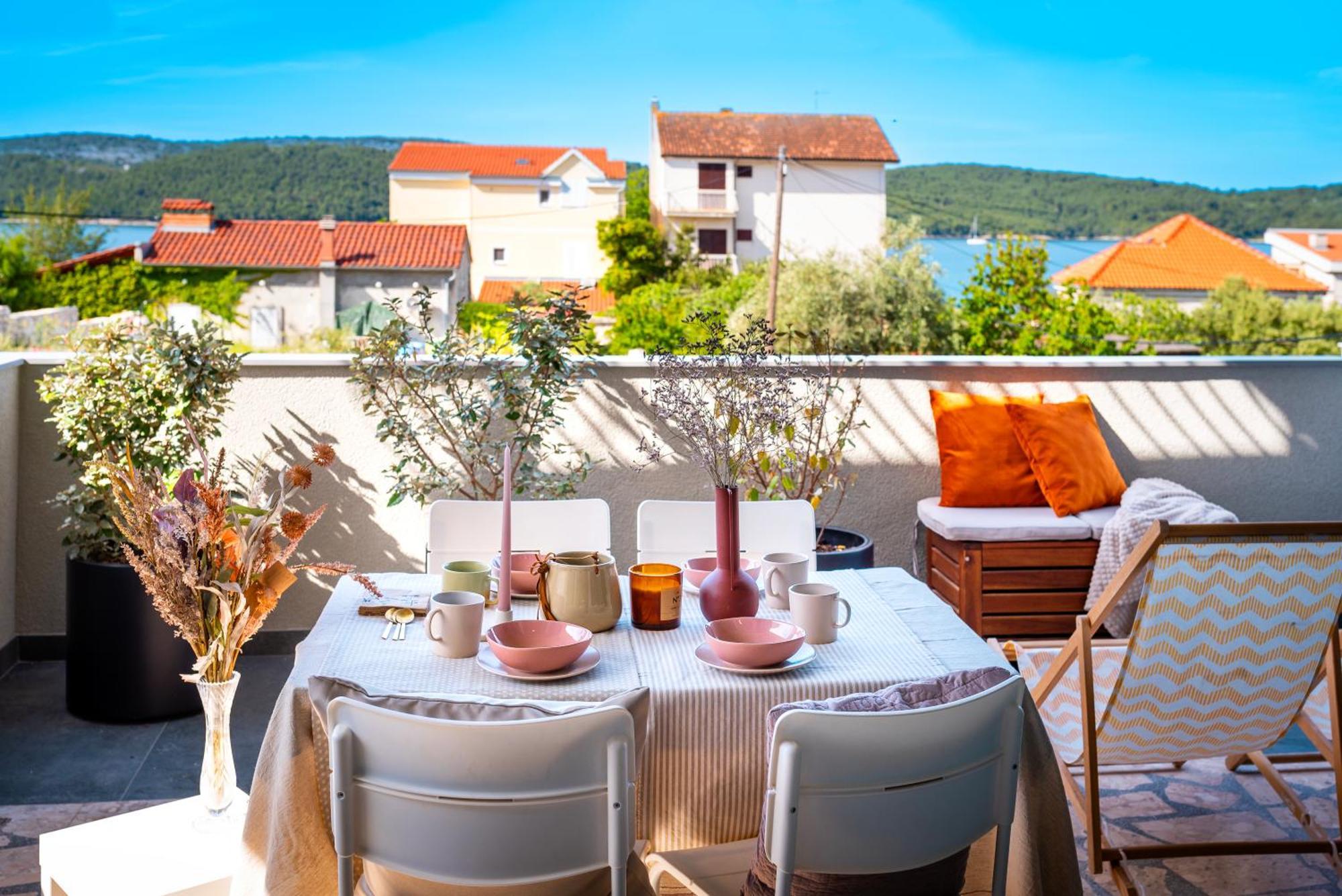 Ojra New Apartment With Seaview Sibenik Luaran gambar