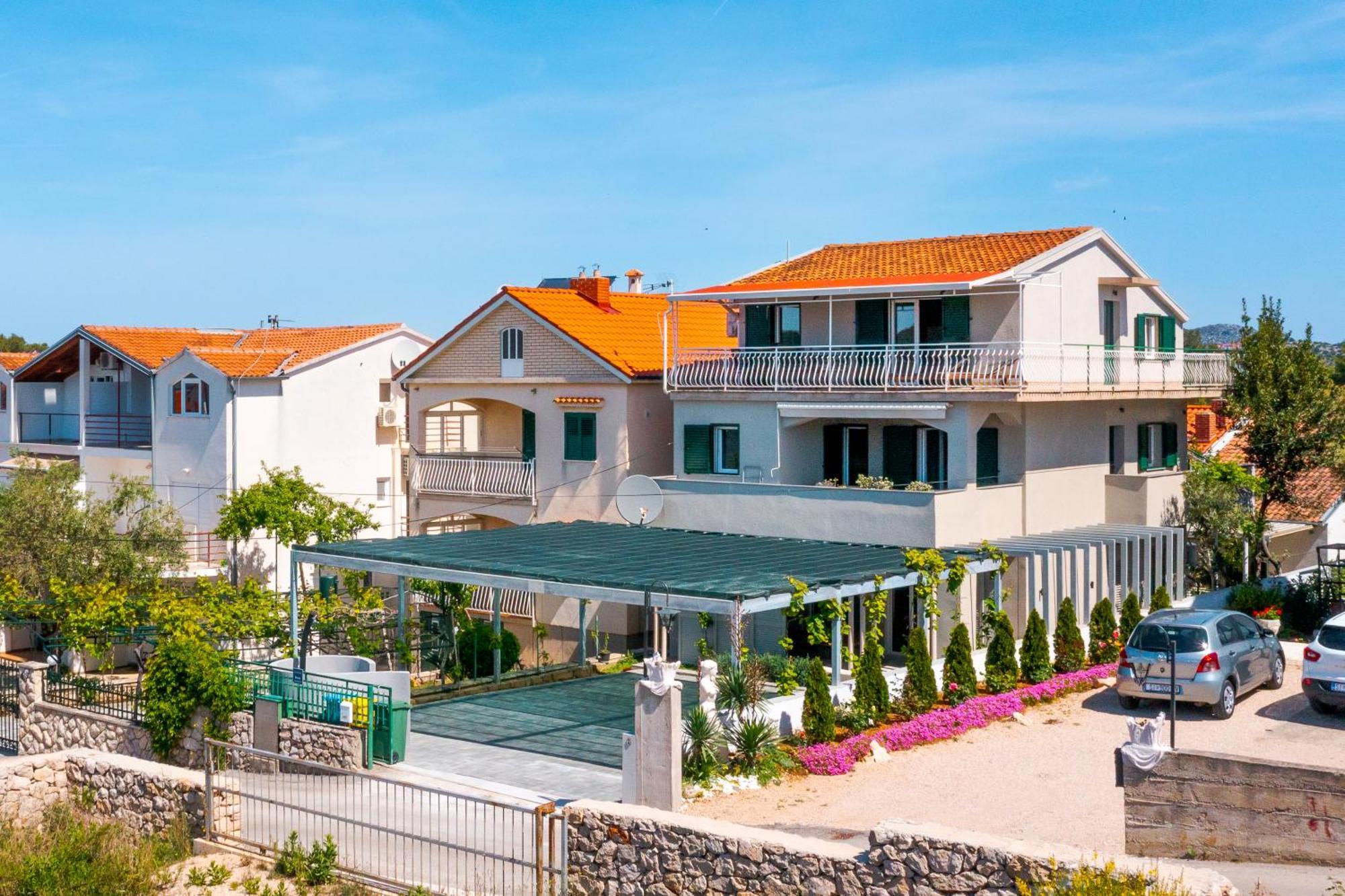 Ojra New Apartment With Seaview Sibenik Luaran gambar